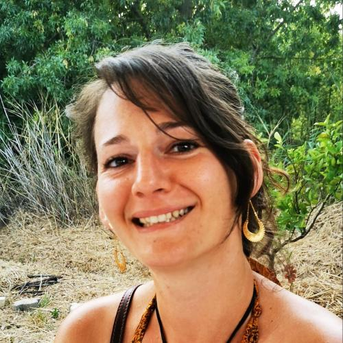 Emmanuelle T.